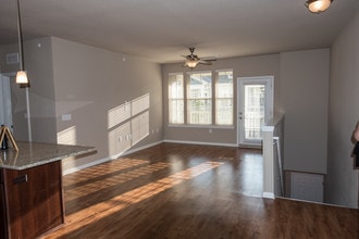 The Reserve at Kenosha in Kenosha, WI - Foto de edificio - Building Photo