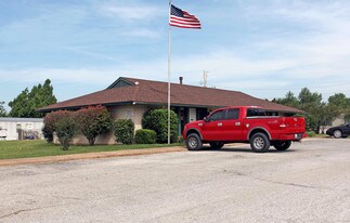 Hallmark Leisure Estates in Purcell, OK - Building Photo