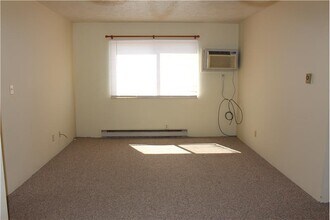 200 Fernwood Rd-Unit -Apt # 9 in Wintersville, OH - Building Photo - Building Photo