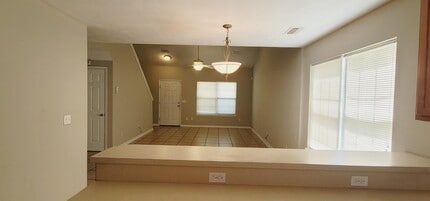 1870 Nena Hills Dr in Tallahassee, FL - Building Photo - Building Photo