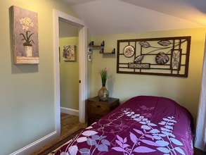 1087 N Hoosac Rd in Williamstown, MA - Building Photo - Building Photo