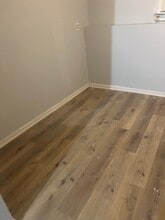 13613 S Saint Louis Ave in Robbins, IL - Building Photo - Building Photo