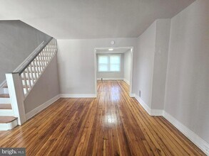 2540 S 61st St in Philadelphia, PA - Building Photo - Building Photo