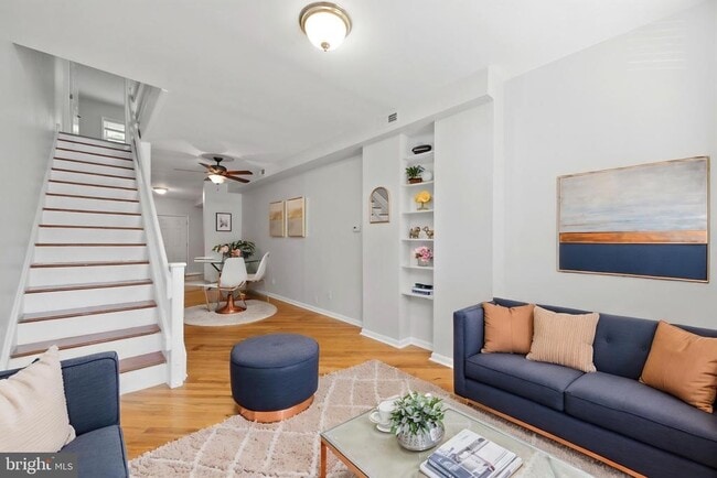 property at 928 N Bambrey St