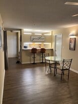 1221 University Ct, Unit 202A in Raleigh, NC - Building Photo