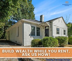 1385 Eason St NW in Atlanta, GA - Building Photo