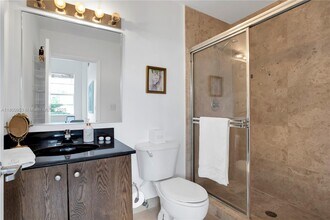 935 Euclid Ave in Miami Beach, FL - Building Photo - Building Photo
