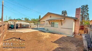 1423 Quincy St in Bakersfield, CA - Building Photo - Building Photo