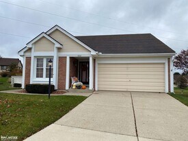 1600 Stonecrest Dr in Rochester Hills, MI - Building Photo