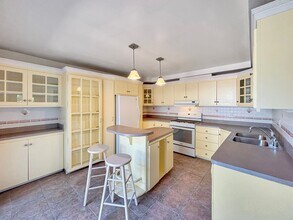10847 Macouba Pl in San Diego, CA - Building Photo - Building Photo