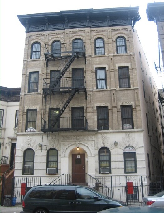 144 Woodruff Ave in Brooklyn, NY - Building Photo