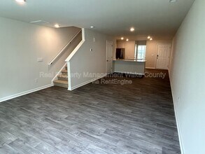 8539 Beckett Chase Wy in Raleigh, NC - Building Photo - Building Photo
