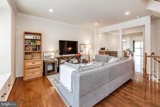 12808 Gate Rail Rd in Clarksburg, MD - Building Photo - Building Photo