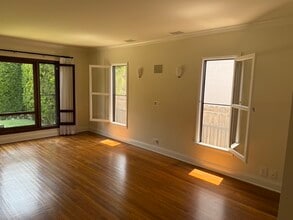 729 N Harper Ave in Los Angeles, CA - Building Photo - Building Photo