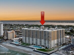 2403 S Atlantic Ave, Unit 410 in Daytona Beach Shores, FL - Building Photo - Building Photo
