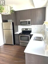 22 Frederick Tisdale Dr in Toronto, ON - Building Photo - Building Photo