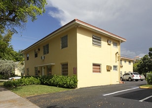 1431 Galiano St in Coral Gables, FL - Building Photo - Building Photo