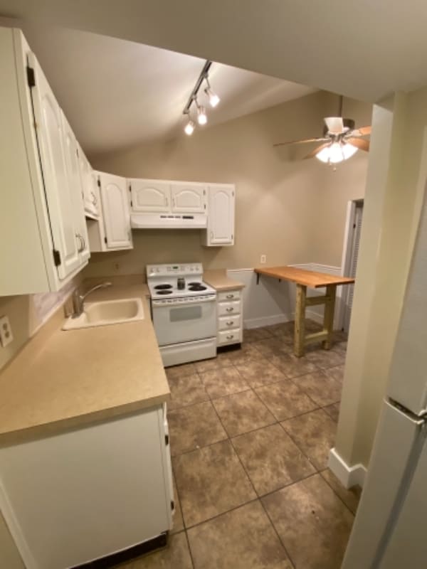 69 Greenwood Ave in Bethel, CT - Building Photo - Building Photo