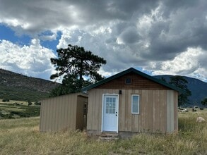 1054 Co Rd 390 in Wetmore, CO - Building Photo - Building Photo