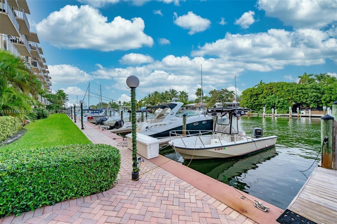 1777 SE 15th St-Unit -205 in Fort Lauderdale, FL - Building Photo