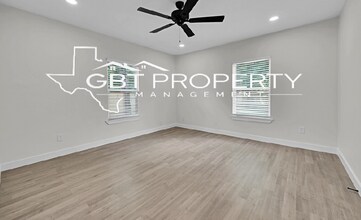 1713 Reuter Ave in Waco, TX - Building Photo - Building Photo