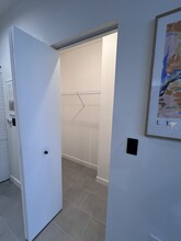 113 NW 24th St, Unit S2 in Miami, FL - Building Photo - Building Photo