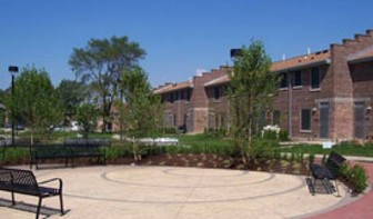 Altgeld Gardens / Phillip Murray Homes Apartments