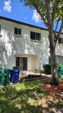 8450 SW 150th Ave in Miami, FL - Building Photo - Building Photo