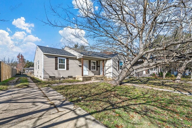 513 NE 19th St in Grand Prairie, TX - Building Photo - Building Photo