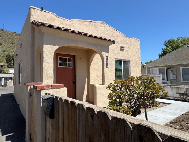 property at 344-350 N Ventura Ave
