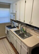 2317 SW 2nd St in Ocala, FL - Foto de edificio - Building Photo