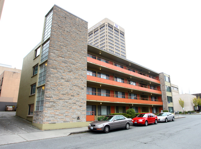 La Mirada Apartments in Seattle, WA - Building Photo - Building Photo