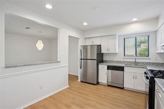 2035 Powers Ferry Trce SE in Marietta, GA - Building Photo - Building Photo