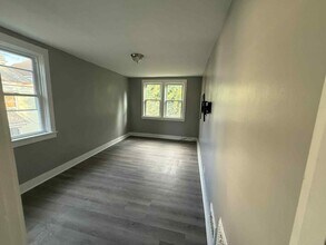 1716 Amanda St in Pittsburgh, PA - Building Photo - Building Photo
