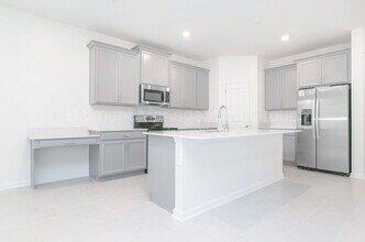 6414 Limberpine Aly in St. Cloud, FL - Building Photo - Building Photo