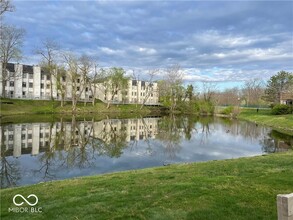 9642 Cedar Cove Ln in Indianapolis, IN - Building Photo - Building Photo