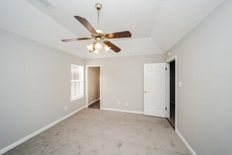 6561 Bald Oak Dr in Memphis, TN - Building Photo - Building Photo