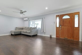 9 Teramar Way in White Plains, NY - Building Photo - Building Photo