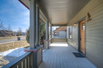 32 E Clara Ct in Bozeman, MT - Building Photo - Building Photo