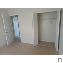 108 E Tiffany Dr in West Palm Beach, FL - Building Photo - Building Photo