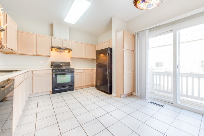 3377 Ravinia Cir in Aurora, IL - Building Photo - Building Photo