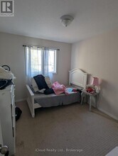 170 Palace Beach Trl in Hamilton, ON - Building Photo - Building Photo