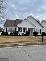 96 High Pt N Dr in Newnan, GA - Building Photo