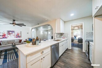 9723 Five Frks in San Antonio, TX - Building Photo - Building Photo