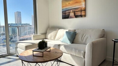 227 NE 2nd St in Miami, FL - Building Photo - Building Photo