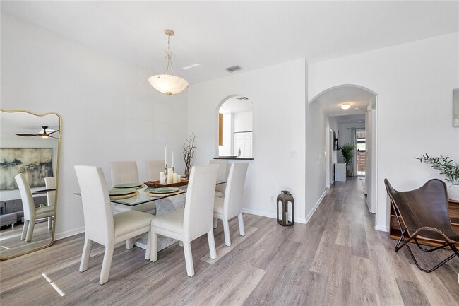 10573 NW 56th Pl in Coral Springs, FL - Building Photo - Building Photo