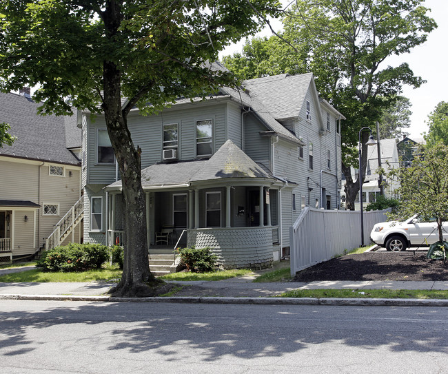 152 West St in Worcester, MA - Foto de edificio - Building Photo