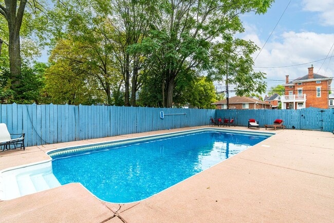 63 Smith Pl in Columbus, OH - Building Photo - Building Photo