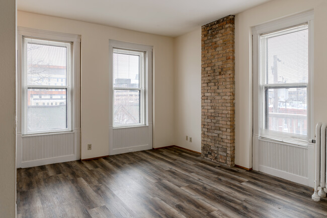 Drexel Apartments in Minneapolis, MN - Foto de edificio - Interior Photo