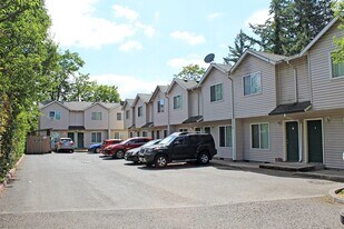 3548 SE 119th Ave in Portland, OR - Building Photo
